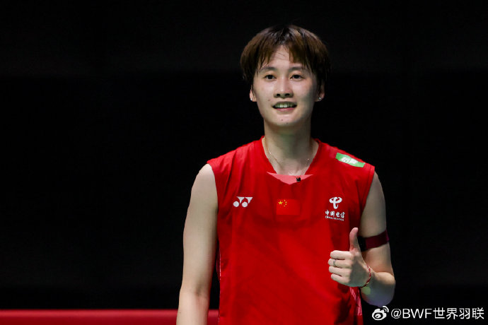 但他们的踢 但他们的踢