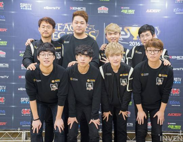 24岁被抛弃！前湖人队球员转战欧洲，年薪100万美元