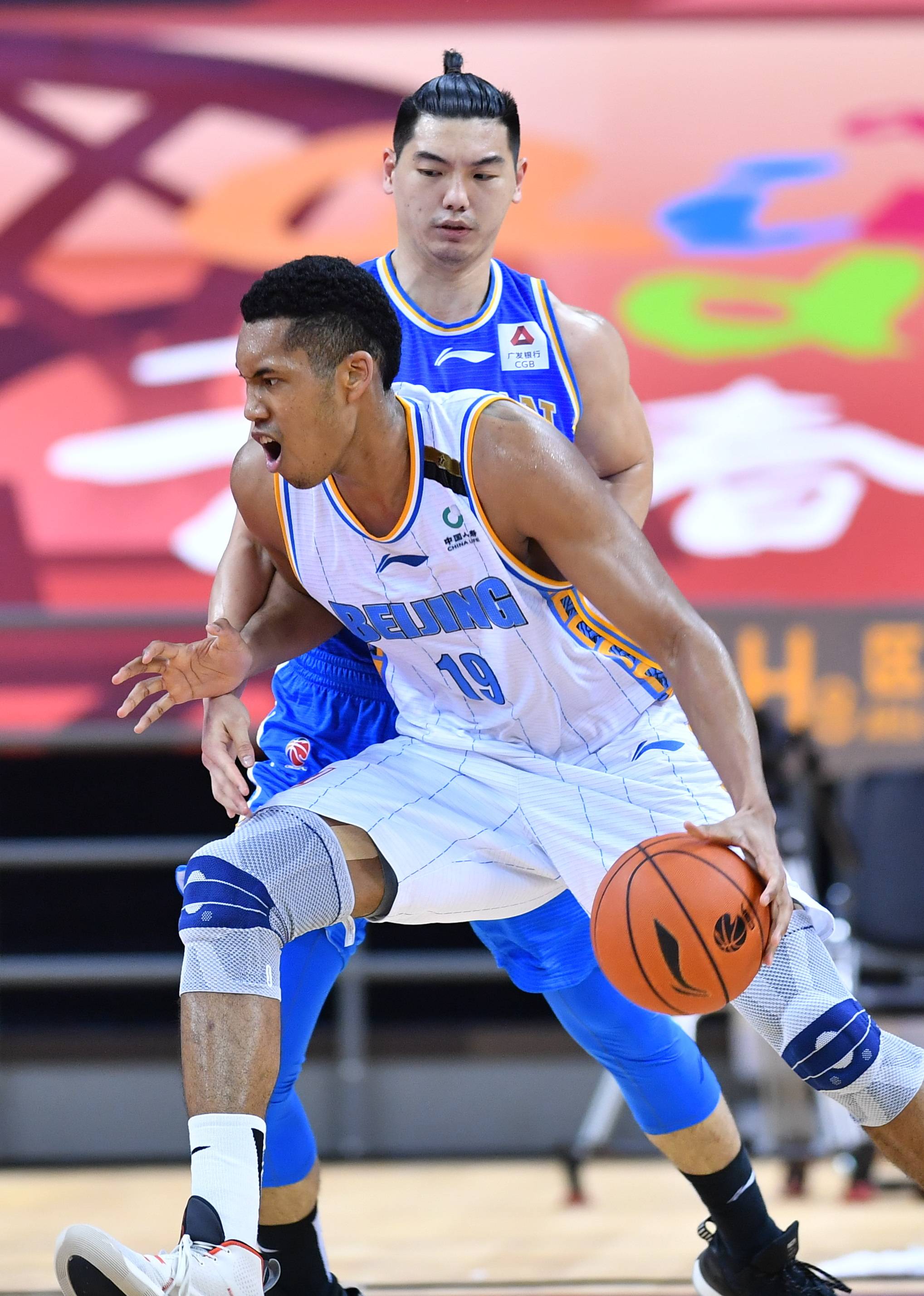 为了充分展 为了充分展