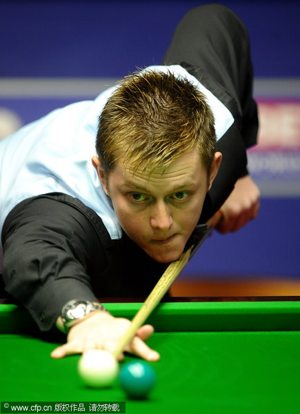 脚射门中 脚射门中